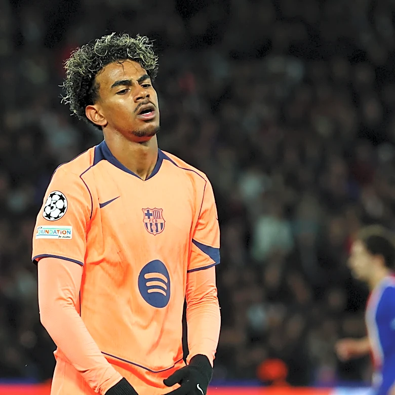 Barcelona sent Champions League warning after defeat to PSG