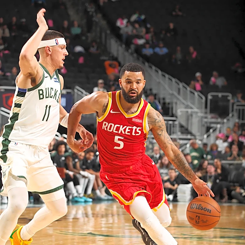 Rockets stay undefeated with 132-100 win over Bucks