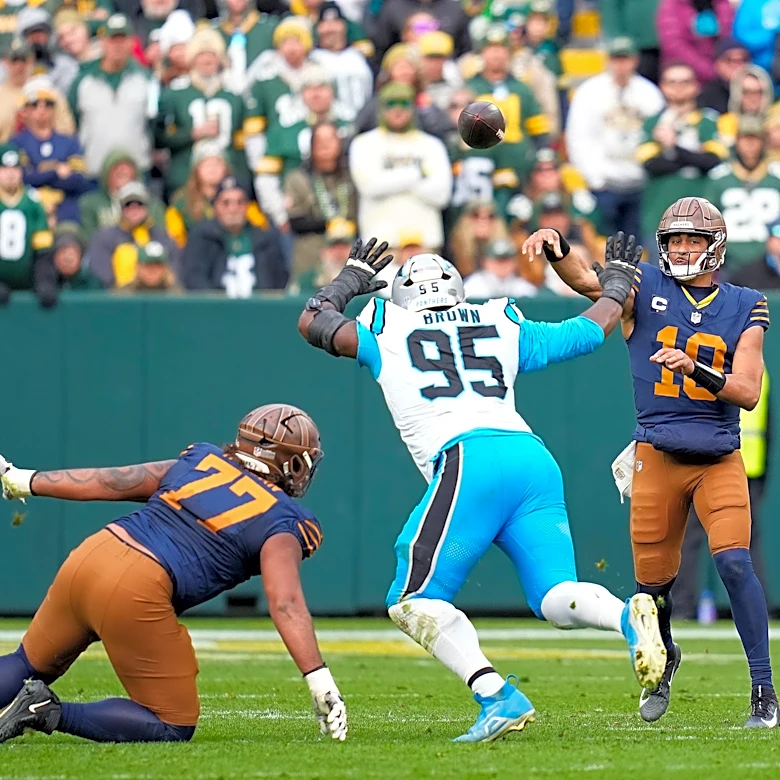 Packers vs. Panthers, Week 8: Game time, how to watch, odds, & more