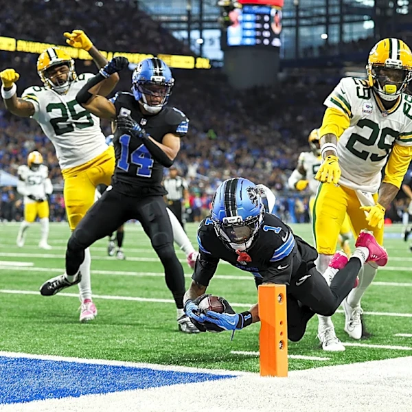 Packers Film Room: Why the defense was unable to closeout the game in Detroit