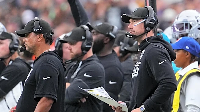 Defensive collapse, offensive impotence leading to Raiders’ freefall