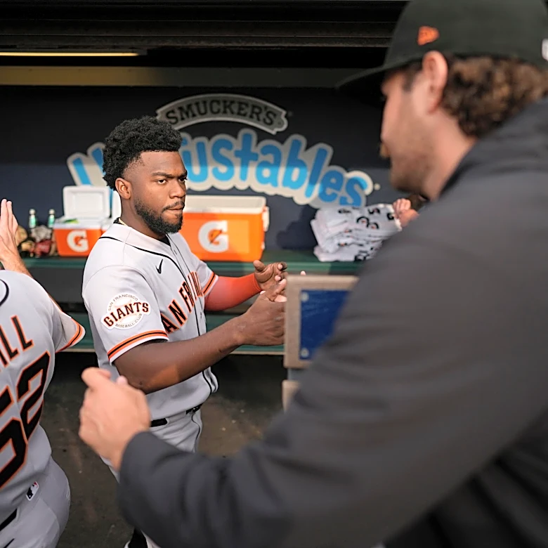 The San Francisco Giants’ first roster purge: five players leave the 40-man roster