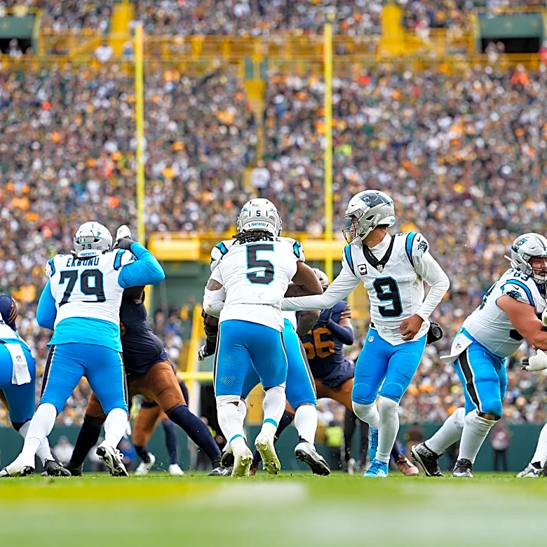 NFL Week 7 picks, predictions: Panthers vs. Packers on TNF