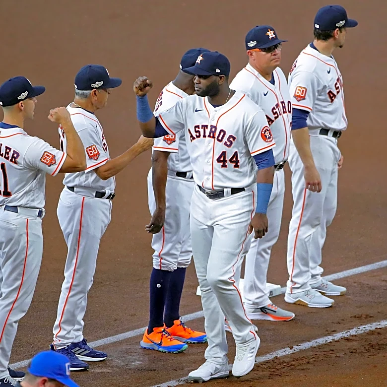 Jason Kanzler or Joe Espada? A LL staff discussion on the Mariners’ managerial finalists
