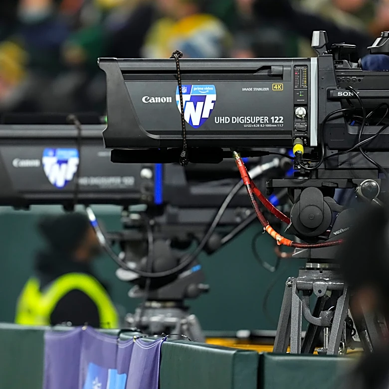 Packers vs. Panthers Week 8 TNF, Live Game Discussion