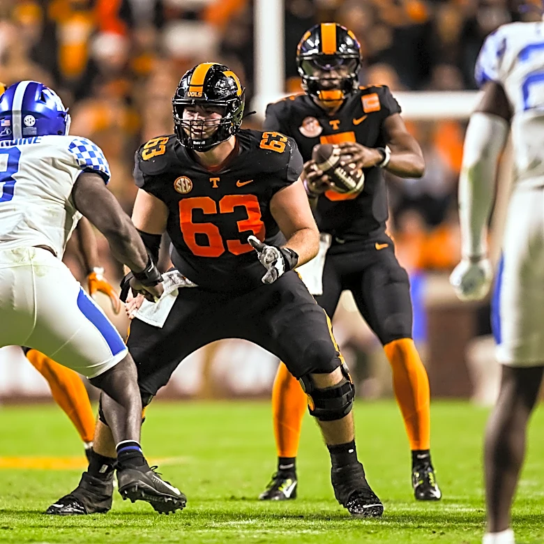 Tennessee reveals ‘dark mode’ jerseys for Kentucky game