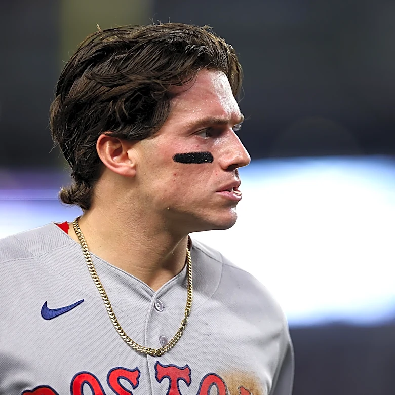 Red Sox kick start offseason with two minor trades, dealing away Nate Eaton, Tsung-Che Cheng