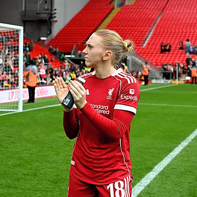 Gareth Taylor Provides Injury Update On Sam Kerr, Ceri Holland