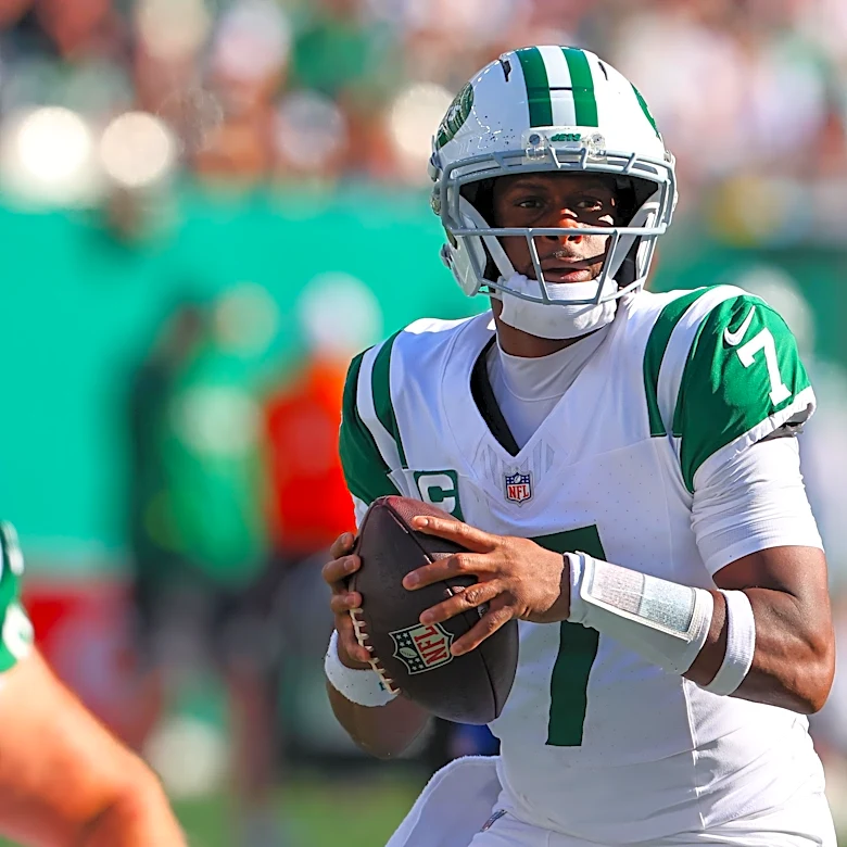 How have former Las Vegas Raiders Geno Smith, Dylan Parham looked with New York Jets ahead of Week 8 matchup?