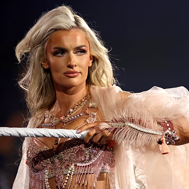 WWE SmackDown debut delay shook Blake Monroe’s confidence