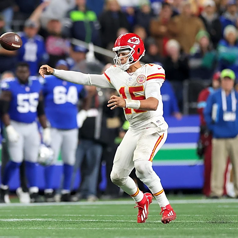 In Week 8’s ‘Reacts’ poll, Chiefs fans want to trade for a receiver