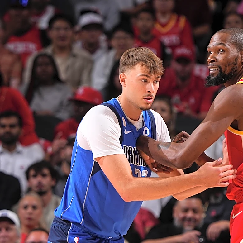 Mavericks hand Rockets season’s first loss in 116-111 comedy of errors