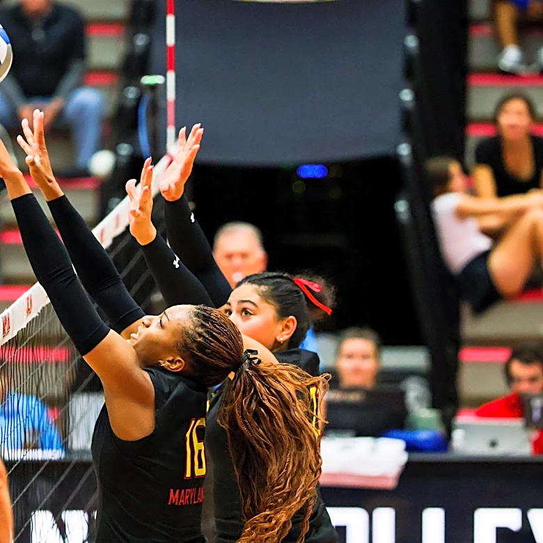 Maryland volleyball bows to No. 12 Oregon in straight sets