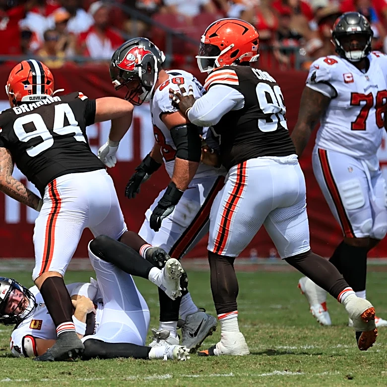 Despite the narrative, Browns’ pass rush is better than Myles Garrett’s group last year