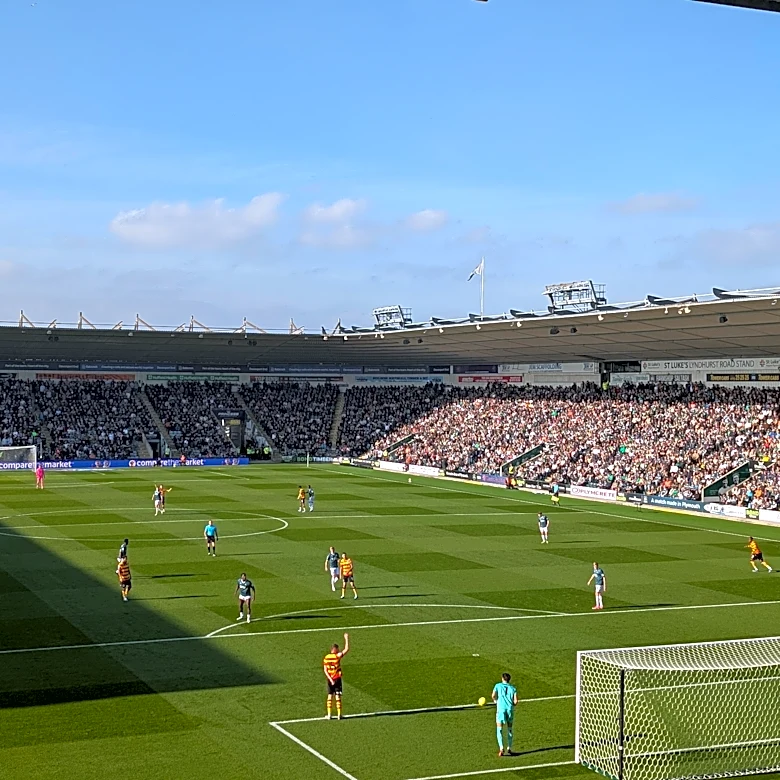 Plymouth Argyle 0-0 Reading: Tricks And Treats