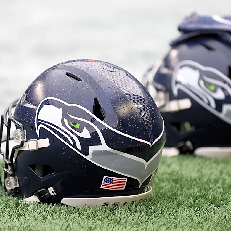 Seahawks host three players for tryouts this summer