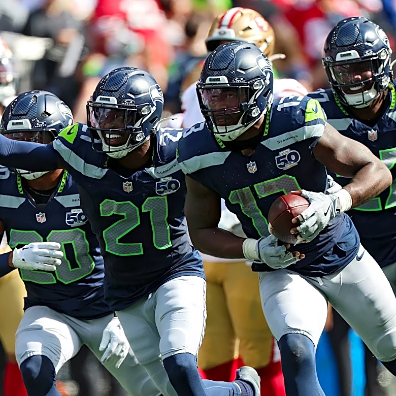Seahawks D/ST No. 1 overall in Yahoo Sports rankings for 2026