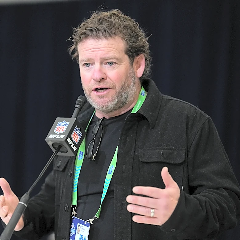 Seahawks select edge rusher in latest 2027 NFL mock draft