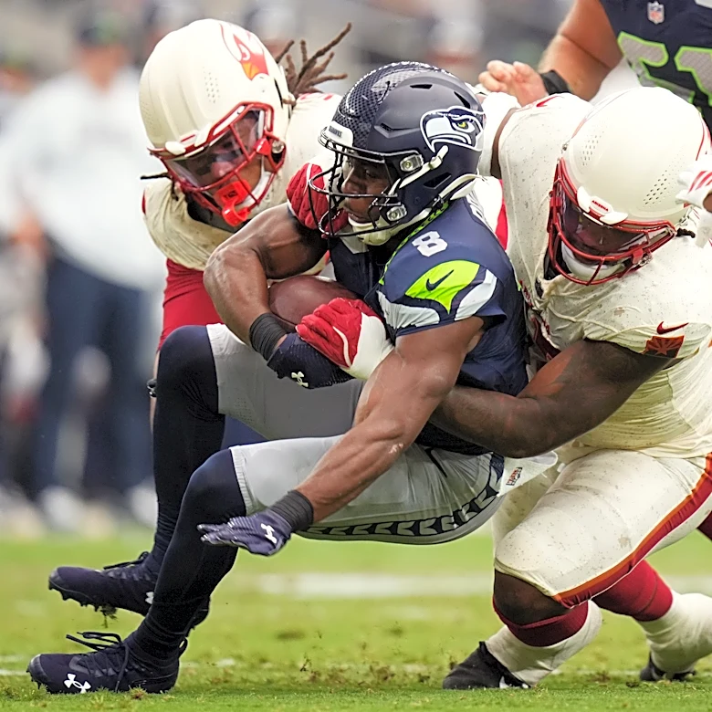Seahawks RB Jadarian Price exits game vs Cardinals with chest injury