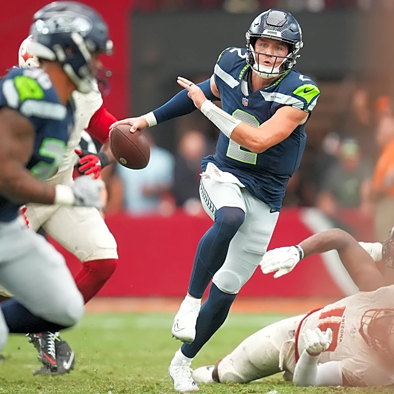 Seahawks LOCK'd in with 31-7 win over Arizona Cardinals