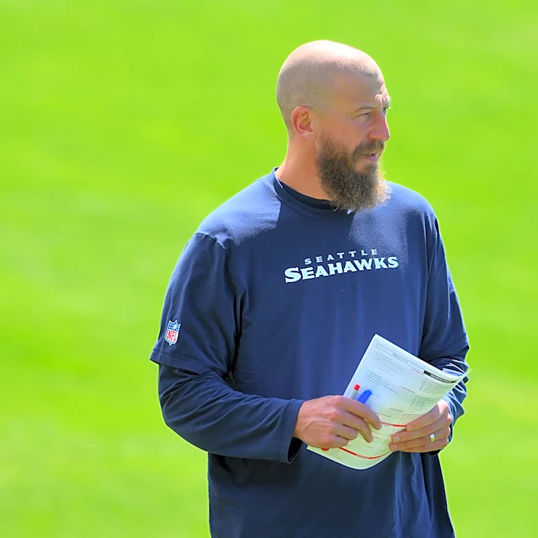 Seahawks absolutely have to sort through their run-game struggles