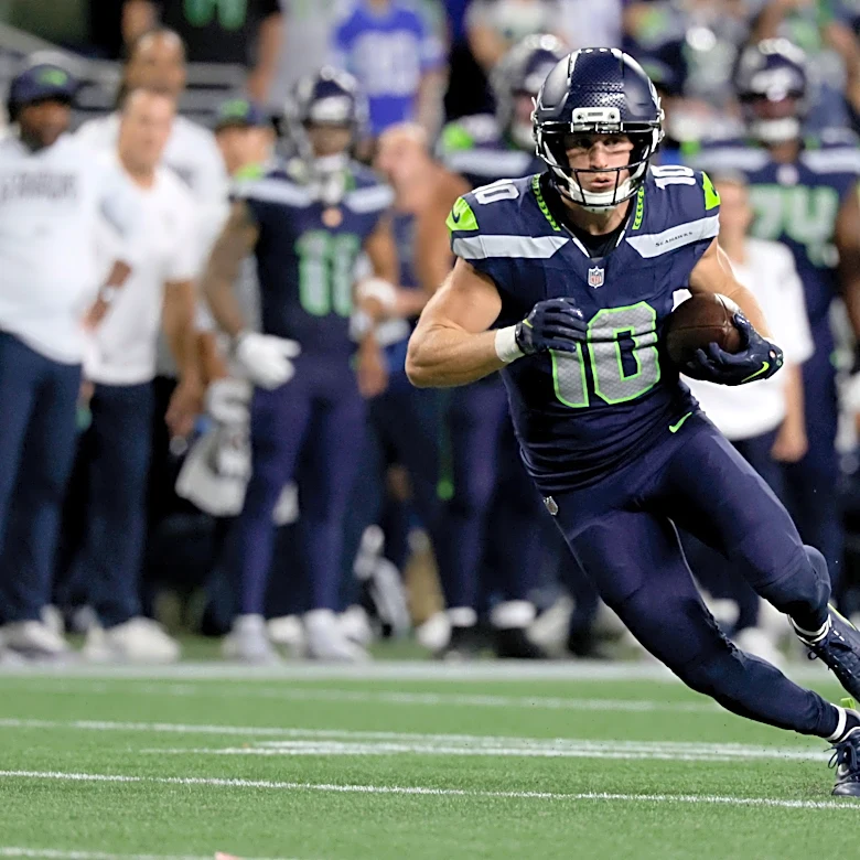 Seahawks announce uniform combo for Week 4 game vs Chargers