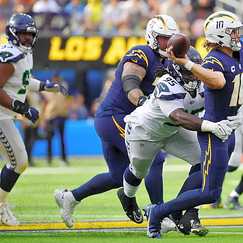 Seahawks vs Chargers predictions, picks, odds: Who wins Week 4 NFL game?