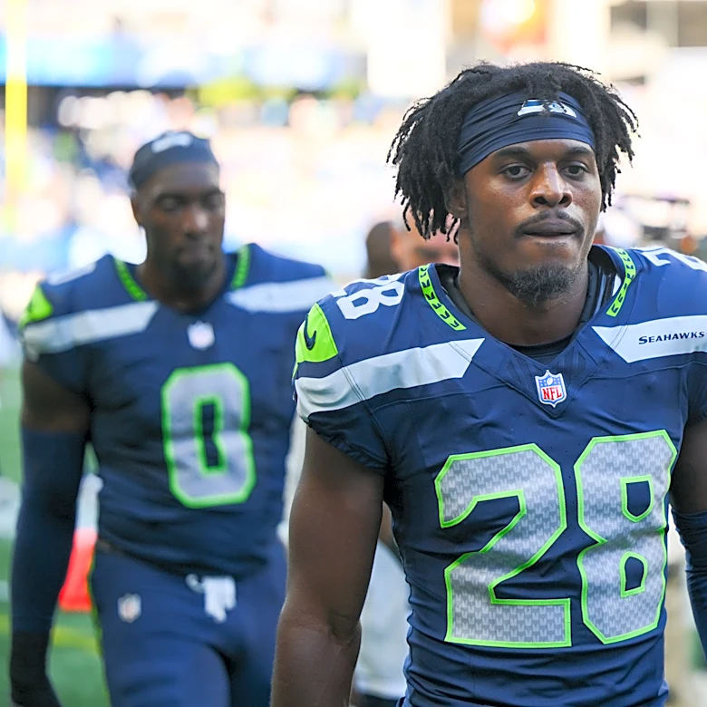 WATCH: Seahawks blow up 49ers punt return, recover fumble