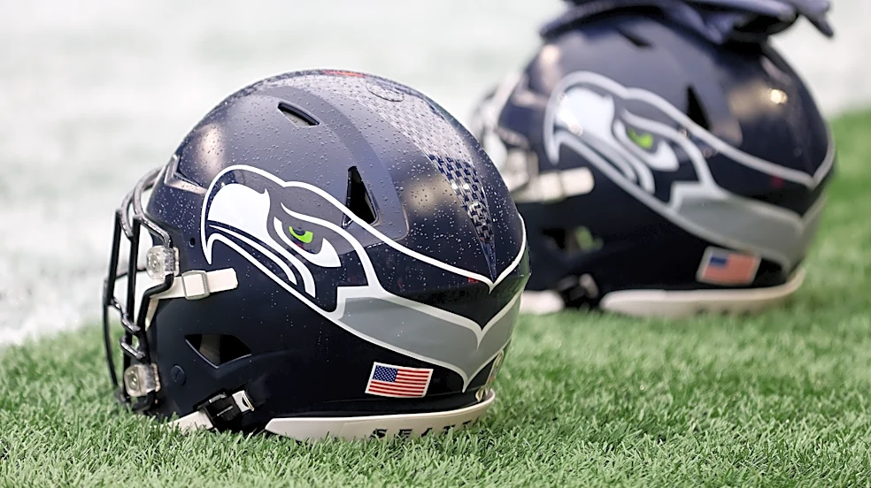 Seahawks strike practice squad deal with veteran TE