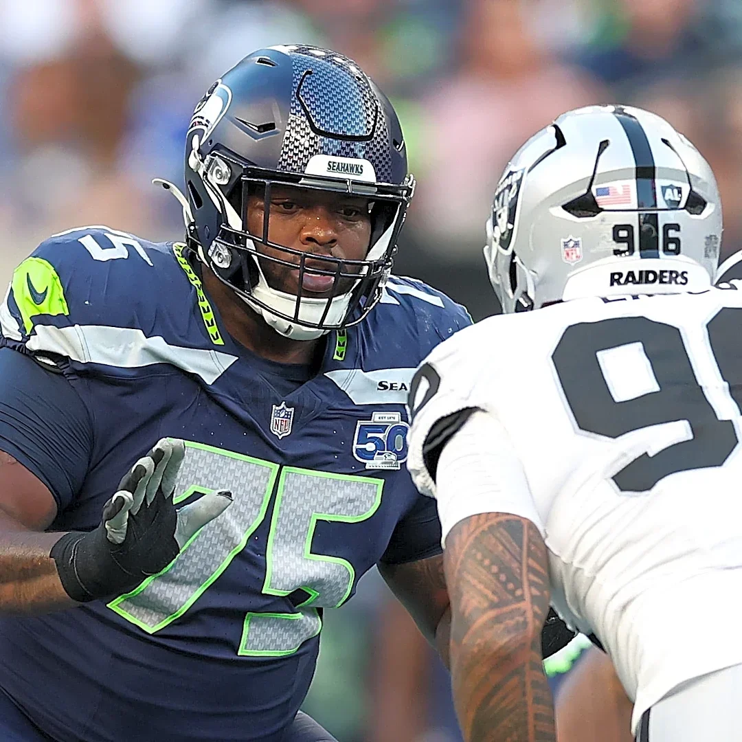 Seahawks starting RG returns to practice