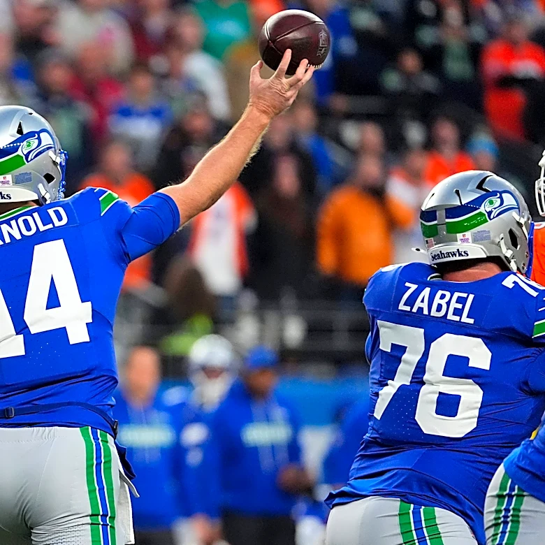 Start Sam Darnold in fantasy football in Week 7 despite struggles