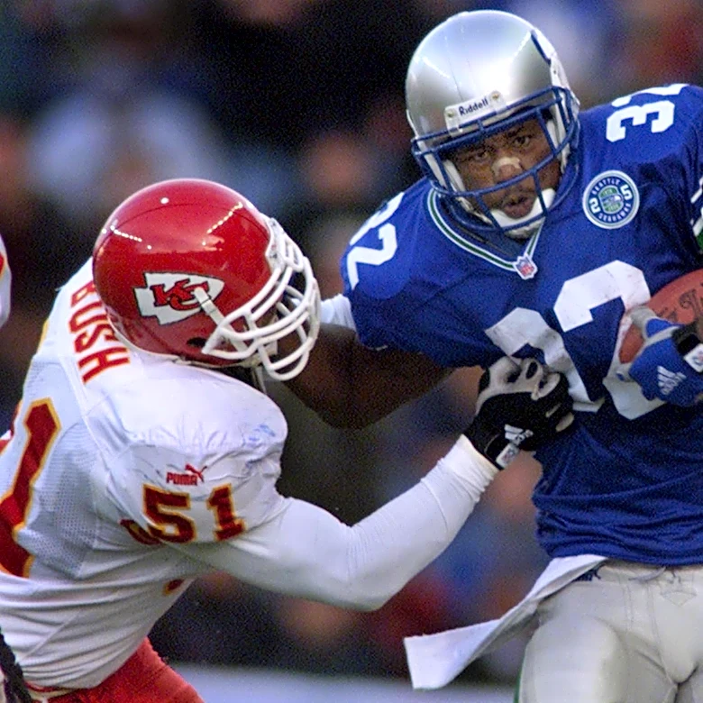 Seahawks vs Chiefs predictions, picks, odds: Who wins Week 7 NFL game?