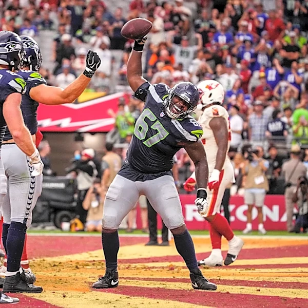 Seahawks reveal Week 8 uniform combo for MNF vs Chicago Bears