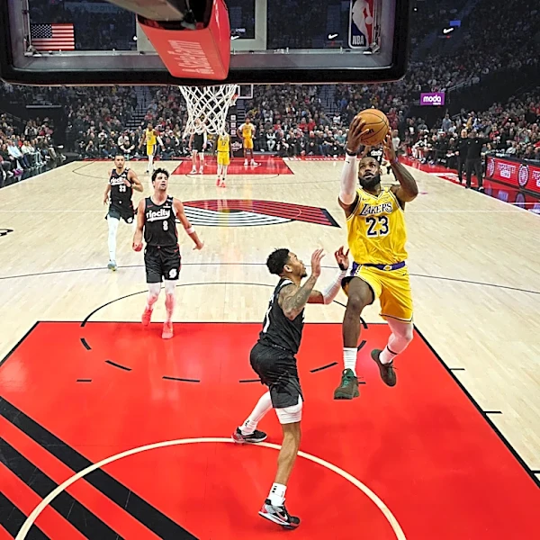 Sixers guard Anfernee Simons reacts to huge LeBron James addition
