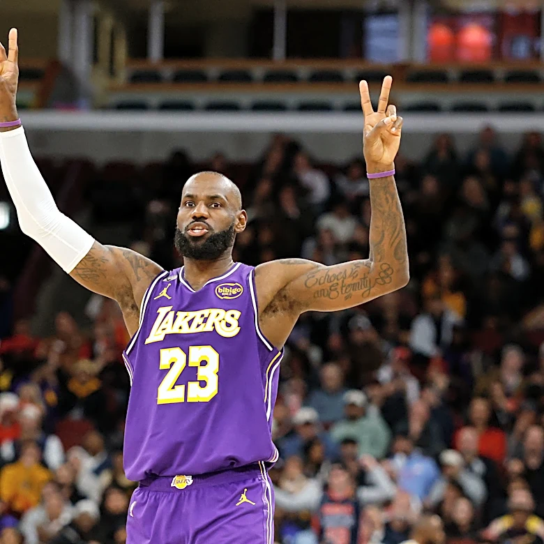 Nick Nurse discusses LeBron James benefiting Sixers in training camp