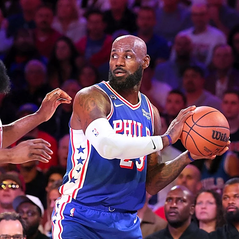 Sixers star LeBron James responds to Donald Trump, talks win over Cavs