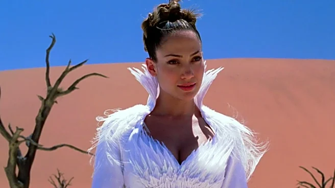 A Jennifer Lopez Horror Misfire Was One Of Roger Ebert's Favorite Movies From The 2000s