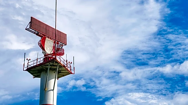 Why Airplanes 'Disappear' From Radar When Flying Over The Ocean