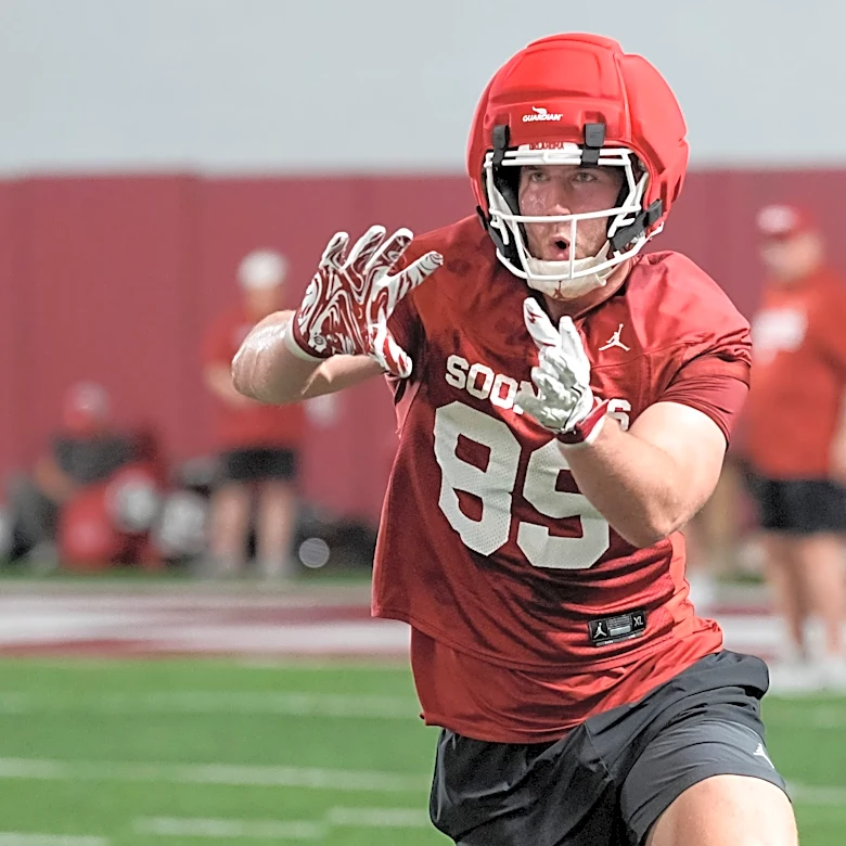 Oklahoma's tight end room adds versatility to the offense