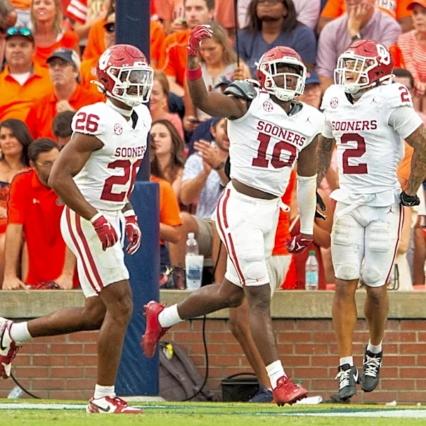 Oklahoma linebacker named to Nagurski Award watch list
