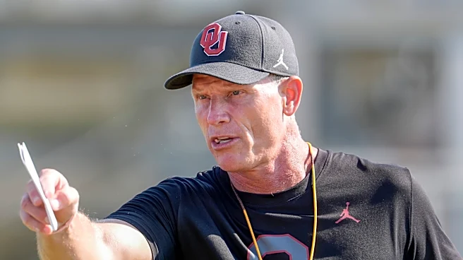 Oklahoma's Brent Venables sends clear message to two young WRs