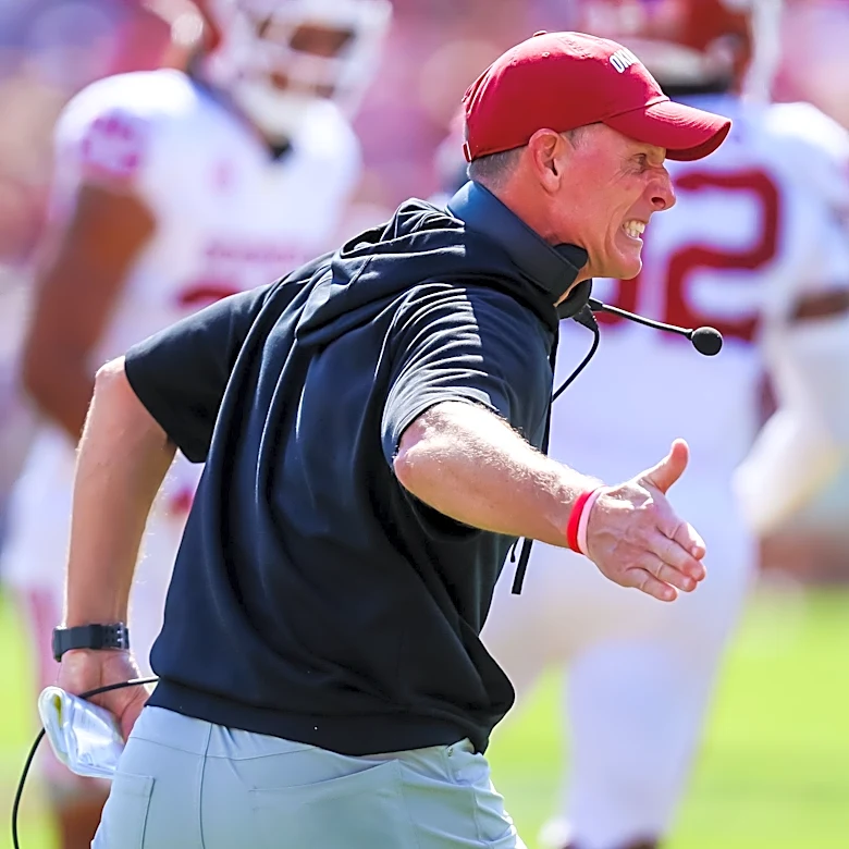 Brent Venables' 'unpredictability' makes him tough to prepare for