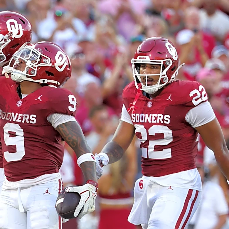 Oklahoma Sooners drop out of top 10 in AP Top 25 despite blowout win