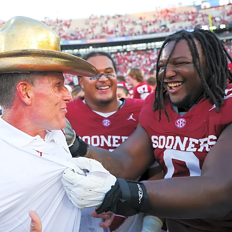 Social media reacts to Oklahoma Sooners 27-24 win over No. 1 Texas
