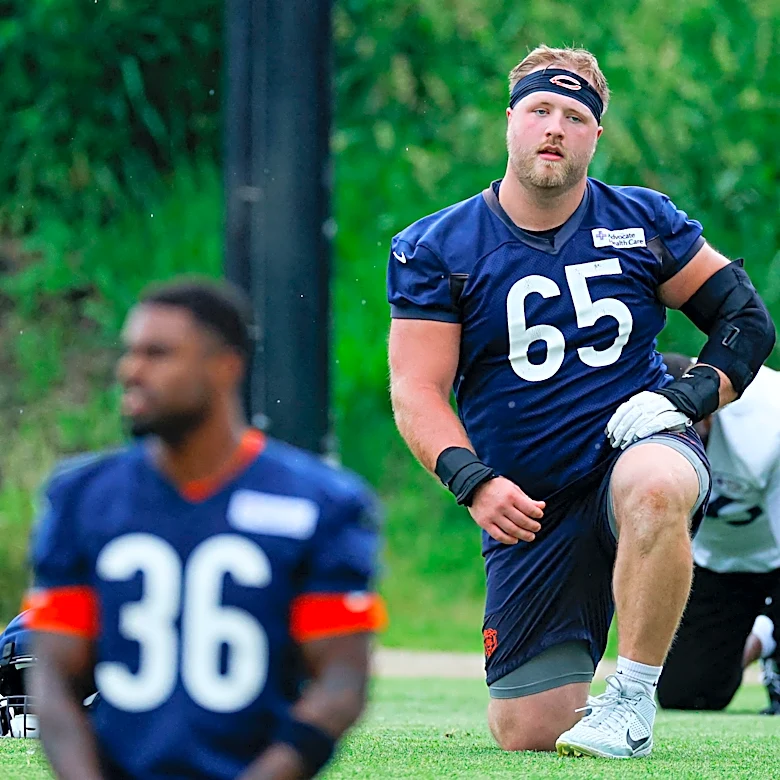 Former Spartan OL earns spot on Chicago Bears active roster