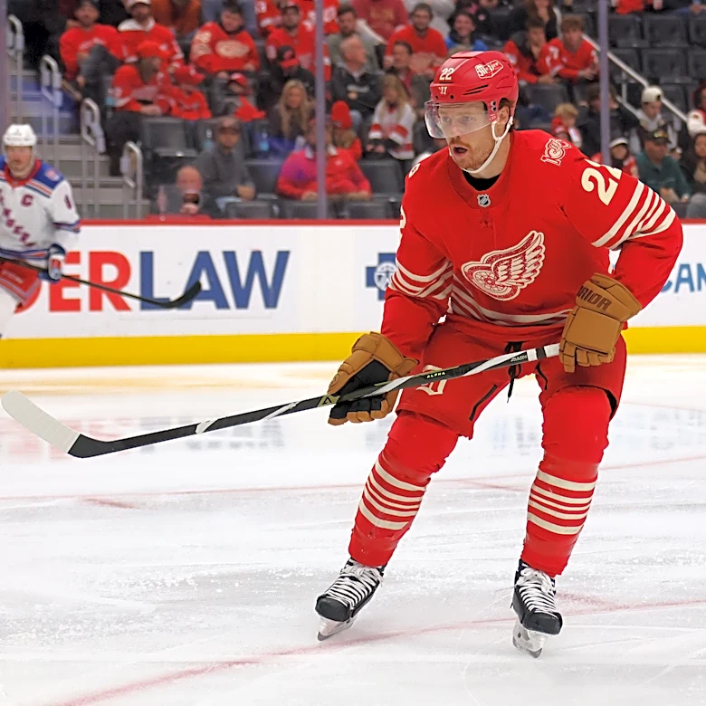 Former Spartan makes Detroit Red Wings active roster