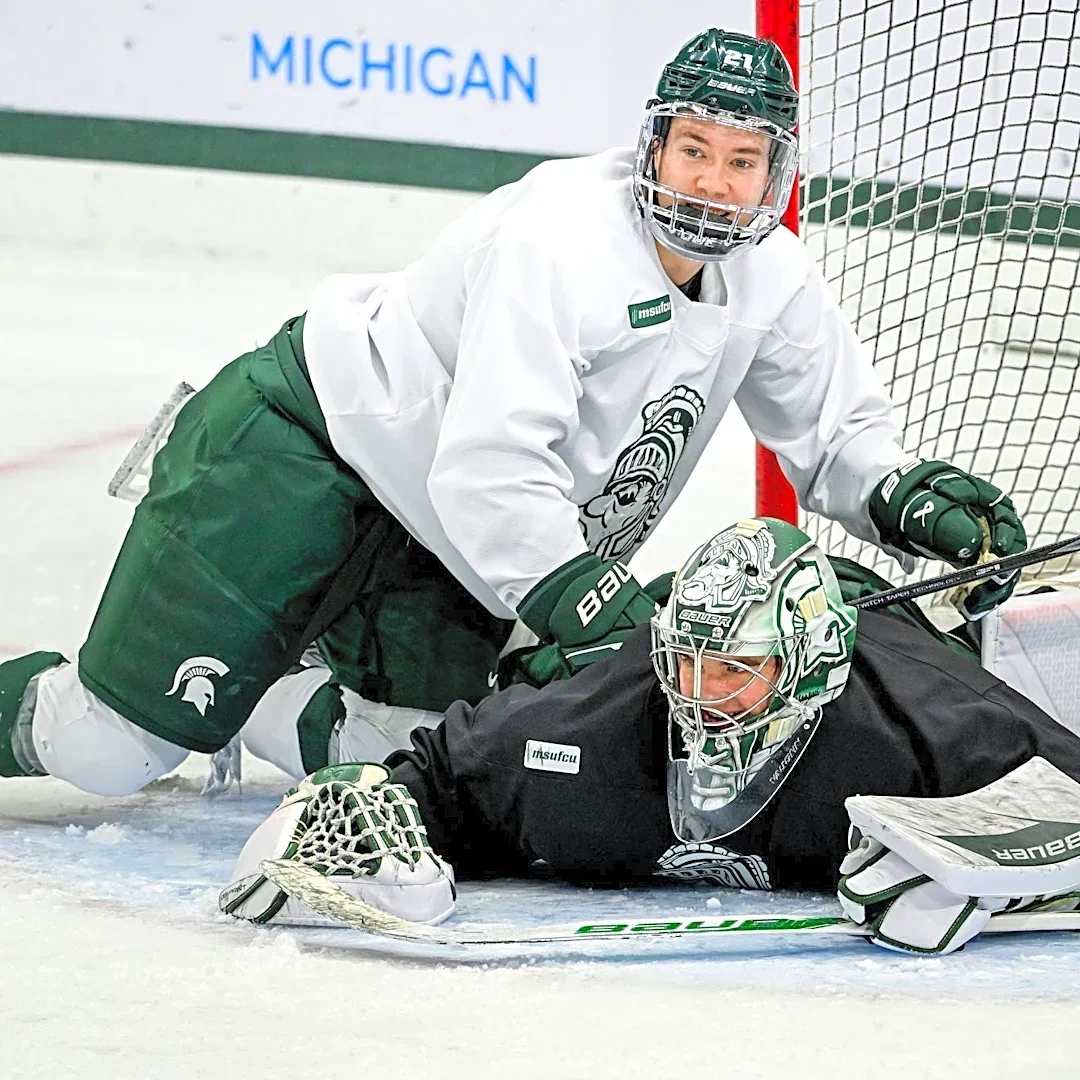 MSU hockey new star goalie receives notable Big Ten honor