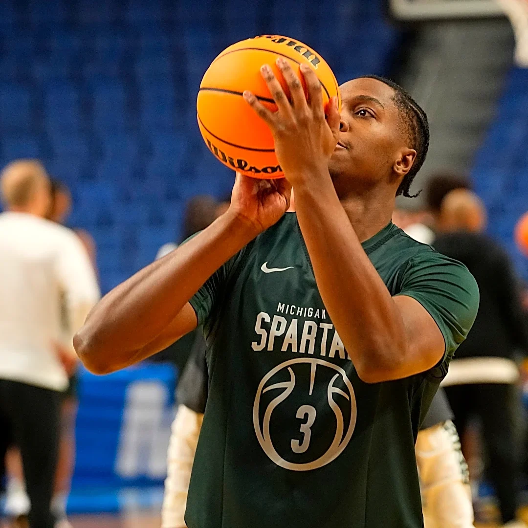 Michigan State basketball forward Cam Ward to play vs. UConn