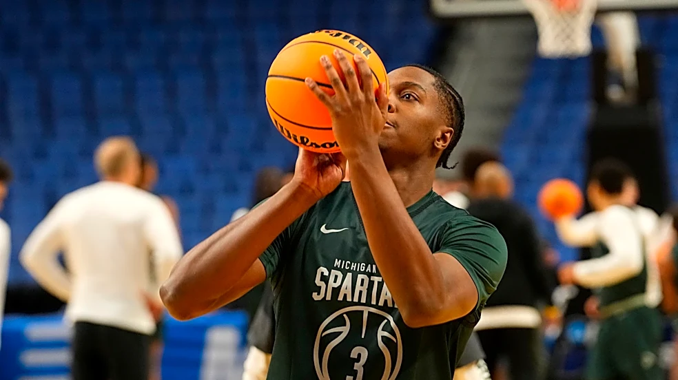 Michigan State basketball forward Cam Ward to play vs. UConn