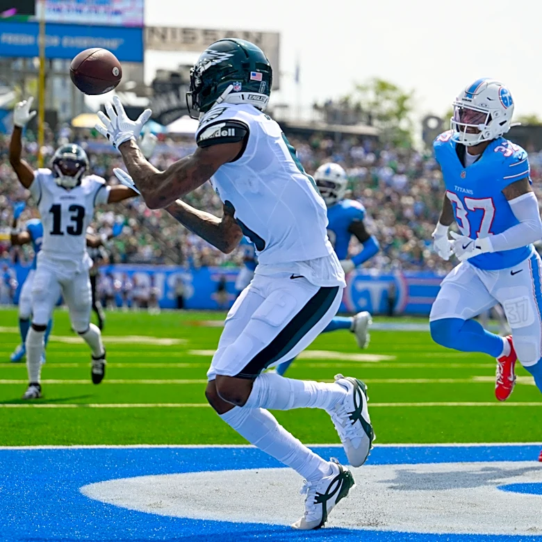 Philadelphia Eagles at Chicago Bears best prop bets for Monday Night Football
